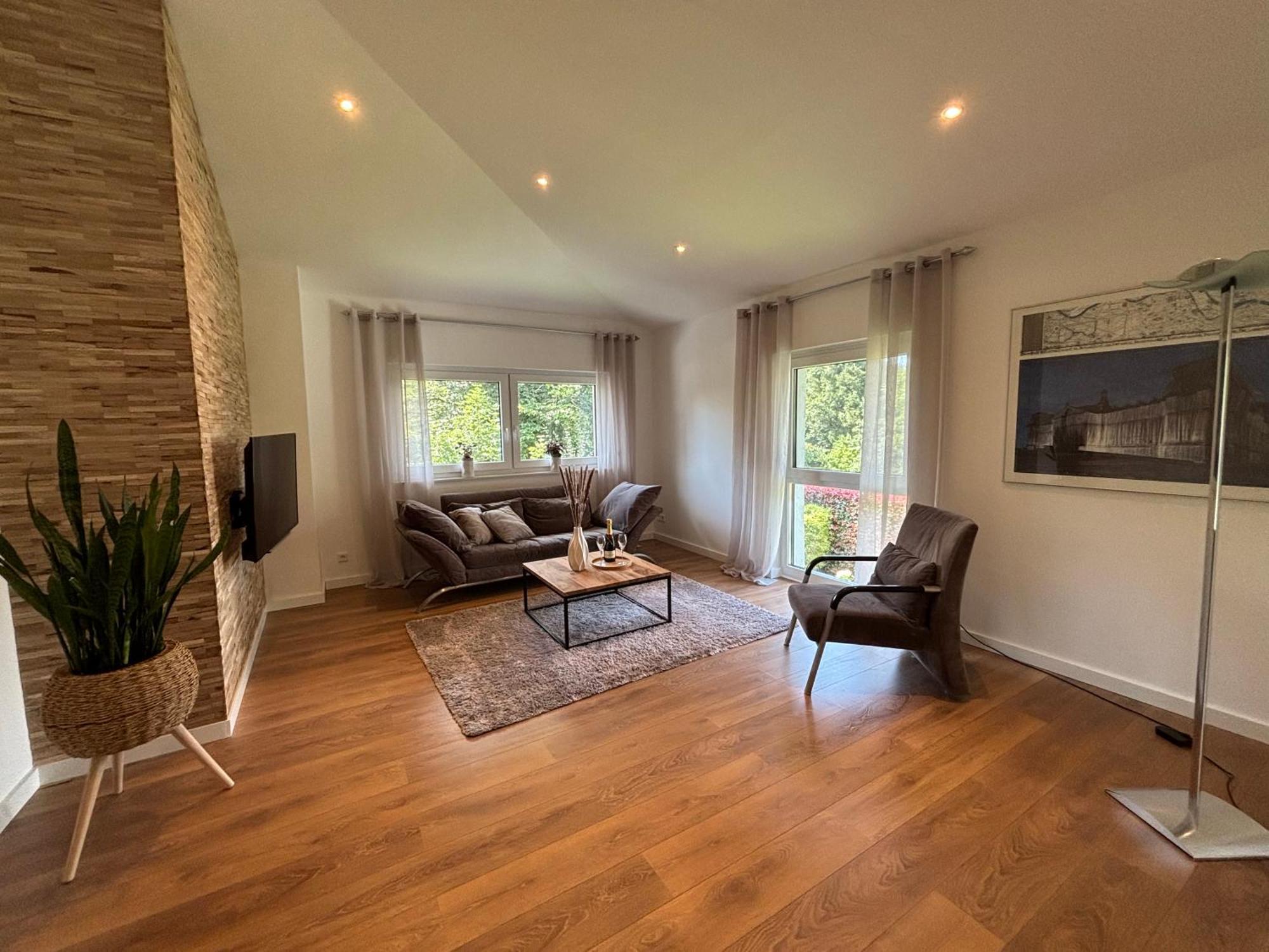 B&S-Apartment 100 Qm Neu Schlangen Luaran gambar